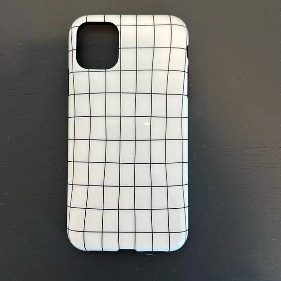 Casely Black And White Grid Patterned Checkered Phone Case IPhone 11 Brand new - Picture 1 of 4
